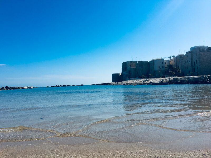 Immagine: cala_santandrea_spiaggia.jpg